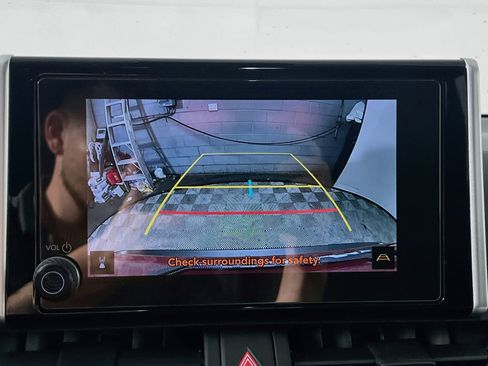 Used 2025 Toyota RAV4 XLE w/ Convenience Package FWD image 28