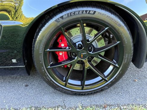 Used 2008 Chevrolet Corvette Z06 w/ Preferred Equipment Group RWD image 16