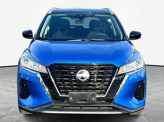 Used 2024 Nissan Kicks SV video 2