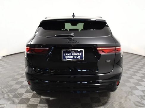 Used 2026 Jaguar F-PACE R-Dynamic S AWD/4WD image 5