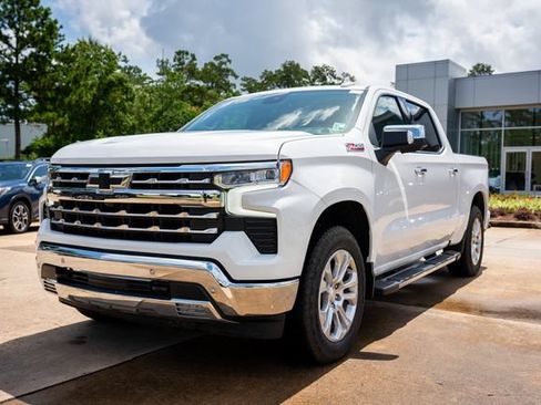 Used 2024 Chevrolet Silverado 1500 LTZ AWD/4WD image 11