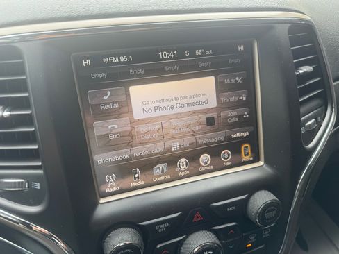 Used 2014 Jeep Grand Cherokee Limited image 23