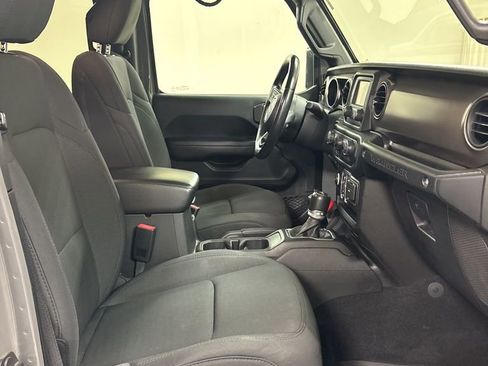 Used 2020 Jeep Wrangler Unlimited Sport S image 26