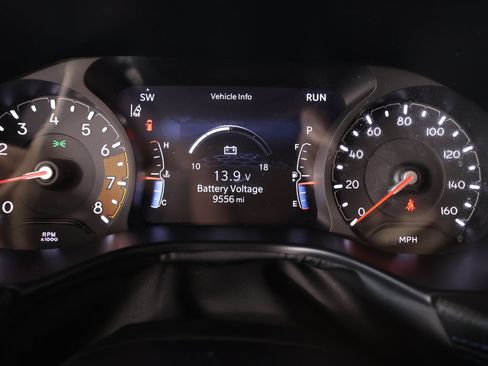 Used 2026 Jeep Compass Latitude AWD/4WD image 4
