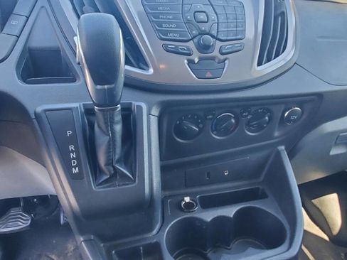 Used 2015 Ford Transit 150 XLT RWD image 17