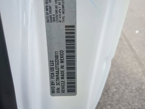 New 2026 RAM 2500 Tradesman w/ Chrome Appearance Group image 24