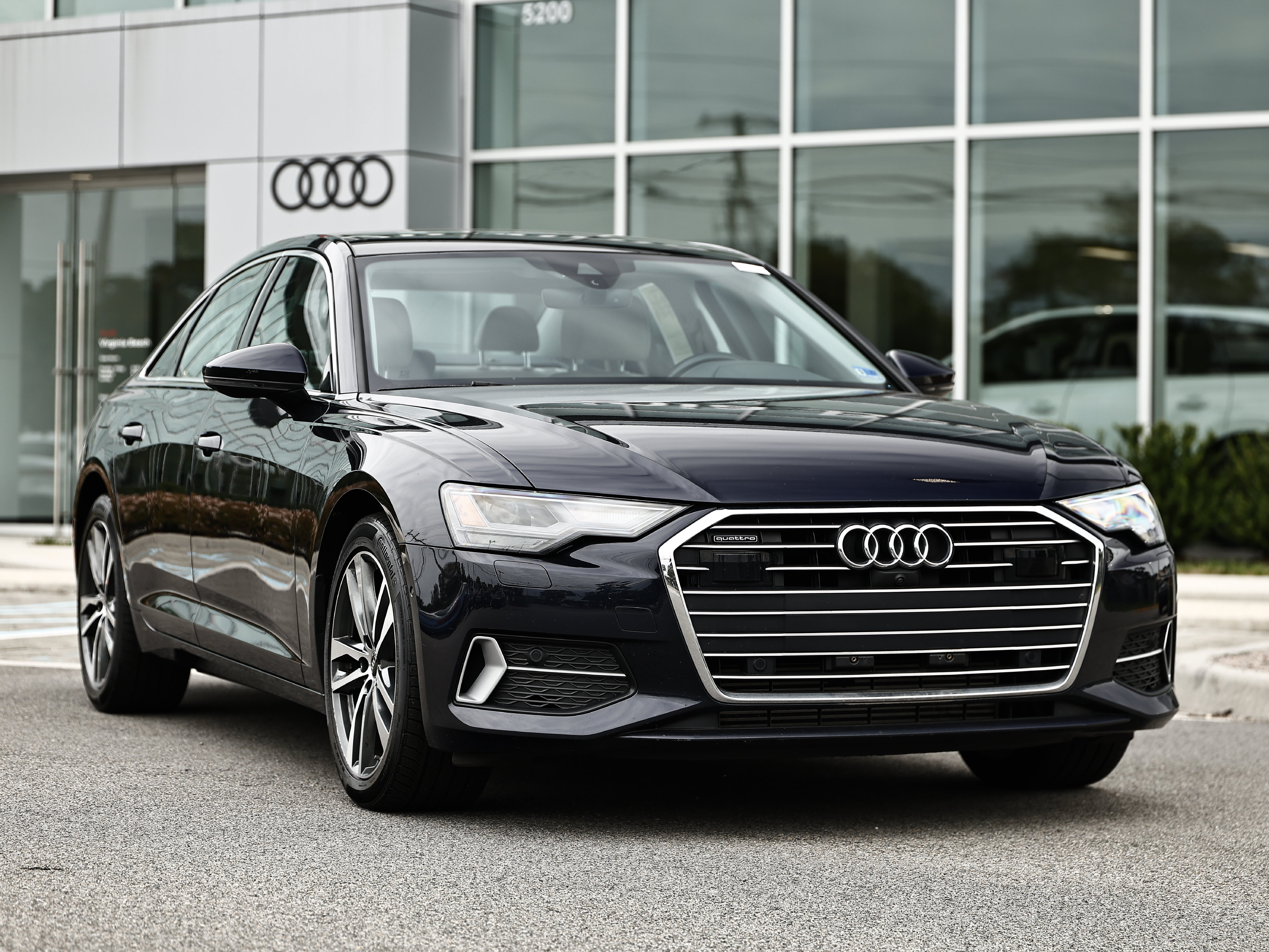 Used 2023 Audi A6 2.0T Premium w/ Convenience Package AWD/4WD image 2