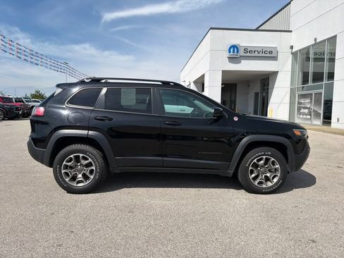 Used 2022 Jeep Cherokee Trailhawk w/ Sound & Nav Group AWD/4WD image 5