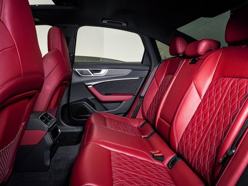 Used 2024 Audi S6 Premium Plus w/ Premium Plus Package image 19