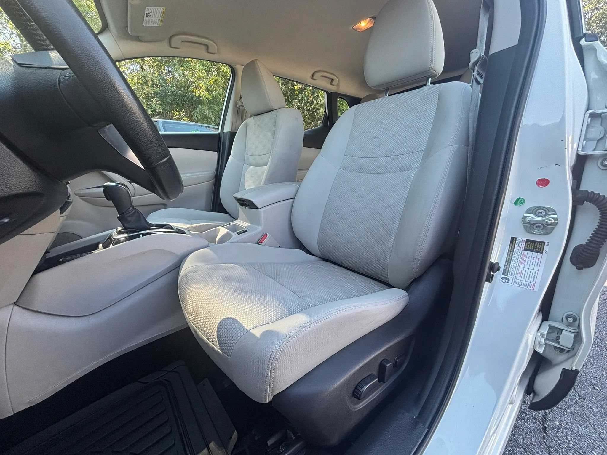 Used 2019 Nissan Rogue Sport SV w/ Technology Package AWD/4WD image 24