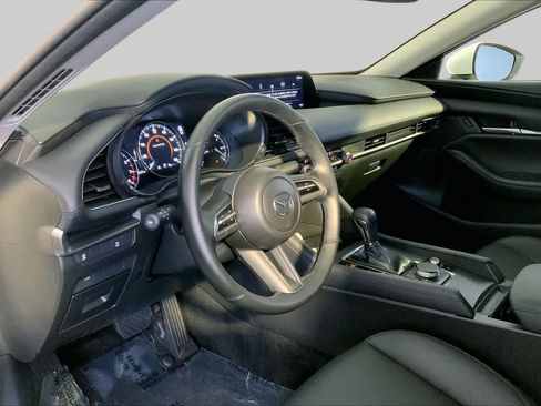 Used 2023 MAZDA MAZDA3 s FWD image 18