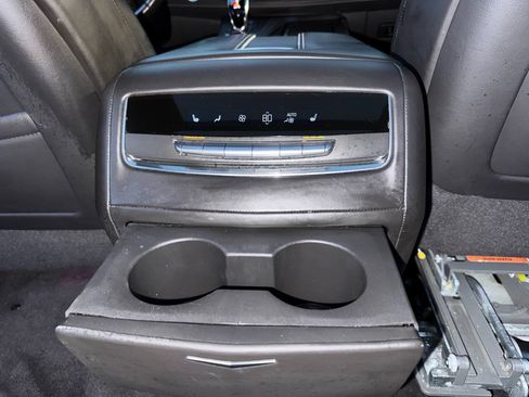 Used 2022 Cadillac Escalade Sport Platinum w/ Heavy-Duty Trailer Package AWD/4WD image 24