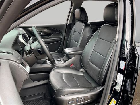 Used 2023 GMC Terrain SLT FWD image 12