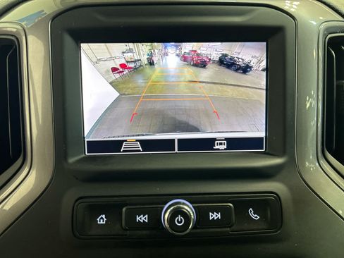 Used 2023 Chevrolet Silverado 1500 Custom AWD/4WD image 5