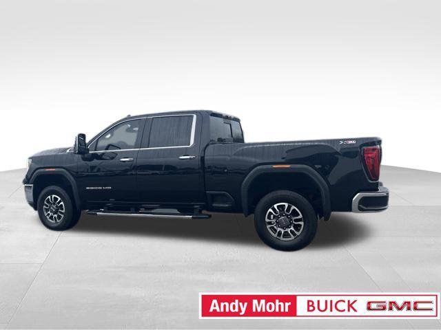 Used 2021 GMC Sierra 2500 SLT w/ SLT Premium Package AWD/4WD image 11