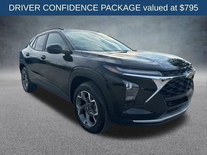 Used 2024 Chevrolet Trax LT w/ Driver Confidence Package