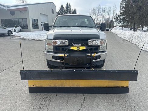 Used 2010 Ford F250 XL image 8