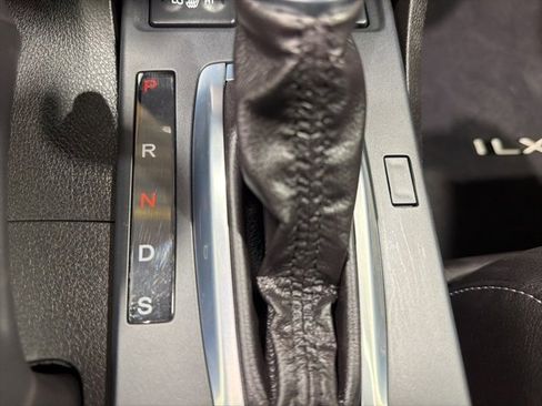 Certified 2020 Acura ILX w/ Premium & A-SPEC Package image 38