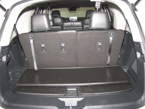 Certified 2023 Honda Pilot Touring image 17