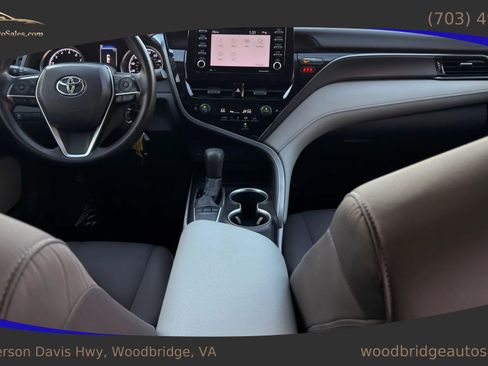 Used 2022 Toyota Camry LE image 26