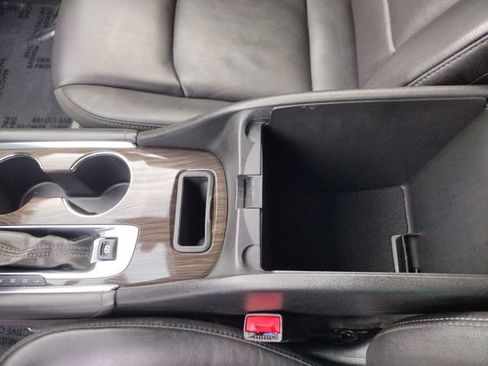 Used 2024 Chevrolet Malibu LT image 30