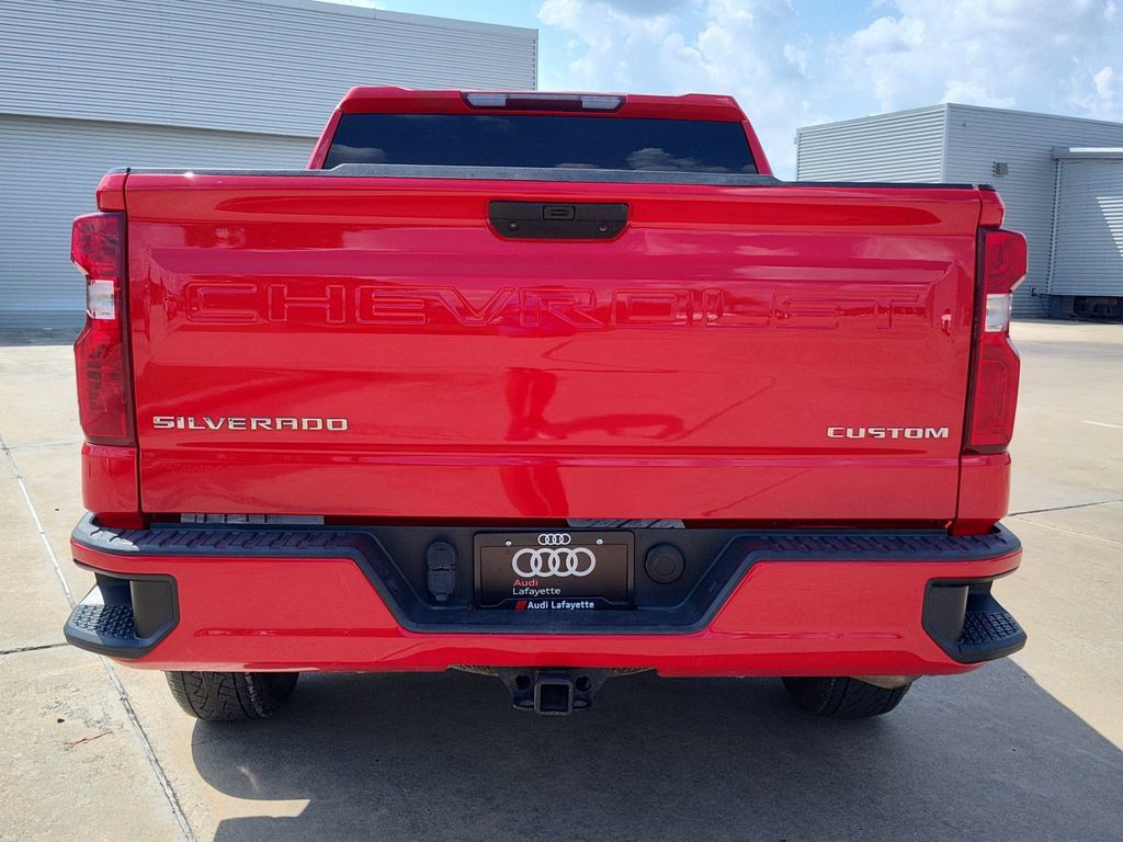 Used 2022 Chevrolet Silverado 1500 Custom w/ Safety Confidence Package RWD image 7