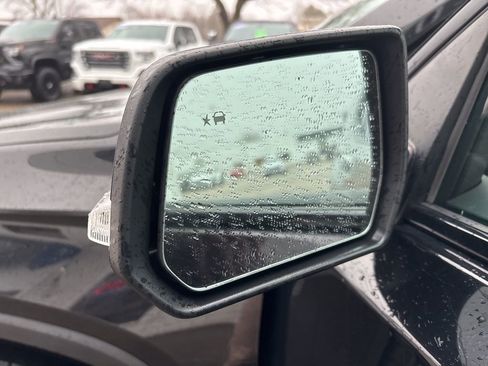 Certified 2021 Chevrolet Traverse RS w/ LPO, Floor Liner Package image 19