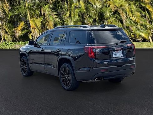 Used 2023 GMC Acadia SLE w/ Driver Convenience Package FWD image 7