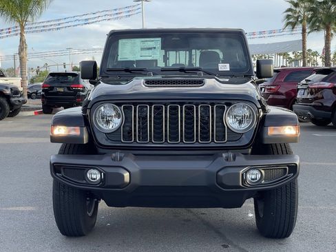 New 2026 Jeep Gladiator Sport image 9