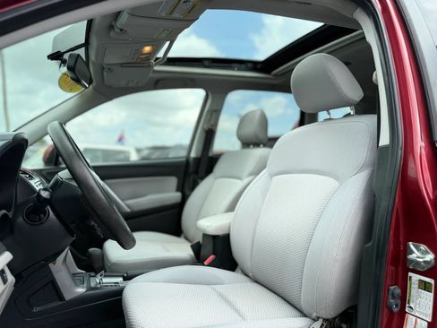 Used 2015 Subaru Forester 2.5i Premium AWD/4WD image 17