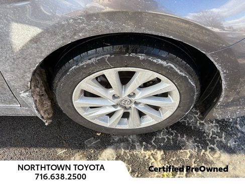 Used 2023 Toyota Camry LE image 2
