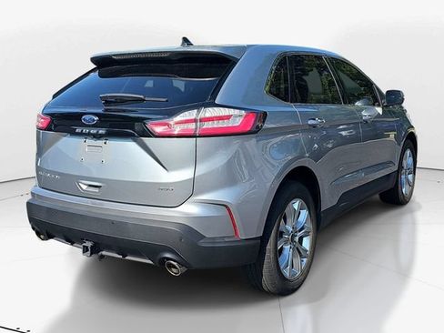 Used 2024 Ford Edge Titanium AWD/4WD image 3
