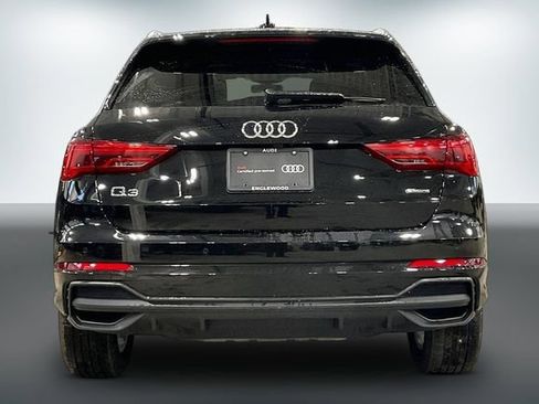 Certified 2023 Audi Q3 2.0T Premium w/ Convenience Package AWD/4WD image 4