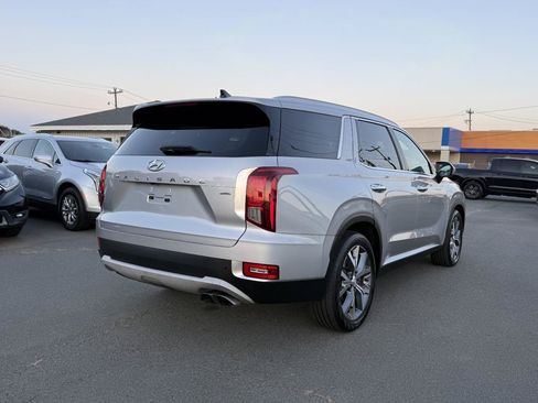 Used 2021 Hyundai Palisade SEL w/ Premium Package AWD/4WD image 6
