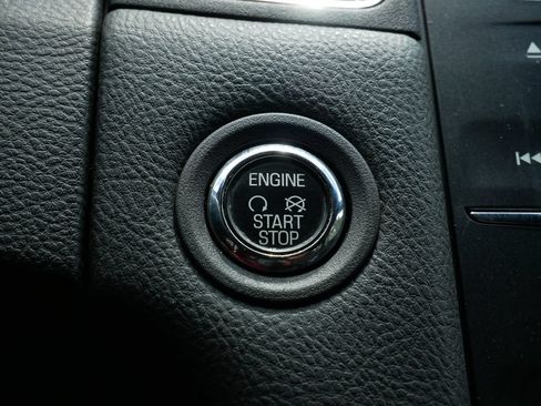 Used 2015 Ford Taurus SEL w/ Equipment Group 201A FWD image 24
