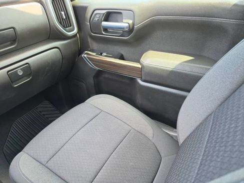 Used 2022 Chevrolet Silverado 1500 RST RWD image 18