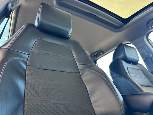 Used 2019 Honda CR-V EX-L image 23
