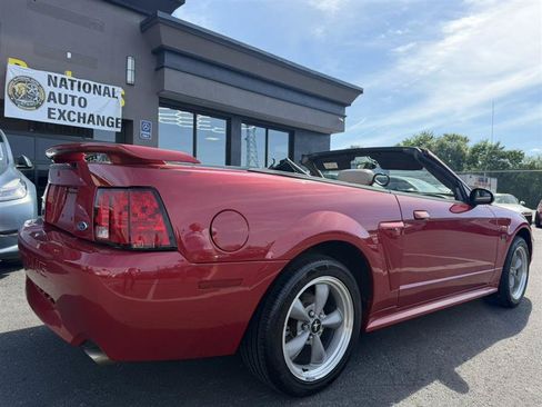 Used 2002 Ford Mustang GT RWD image 8