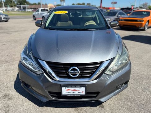 Used 2016 Nissan Altima 3.5 SL image 8