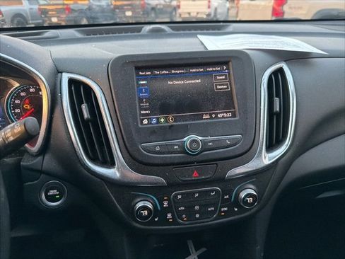 Used 2020 Chevrolet Equinox LT image 49