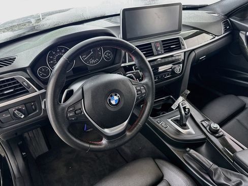 Used 2017 BMW 330i xDrive Sedan AWD/4WD image 11