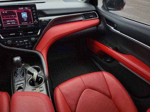 Used 2023 Toyota Camry XSE w/ Navigation Package image 12