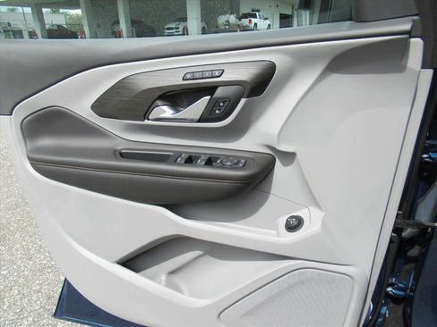 Used 2020 GMC Terrain SLT w/ Preferred Package image 19