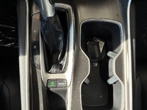 Used 2018 Honda Accord Sport image 23