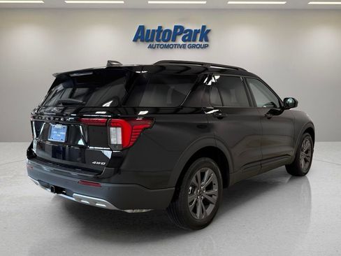 New 2026 Ford Explorer Active w/ Active Comfort Package AWD/4WD image 7