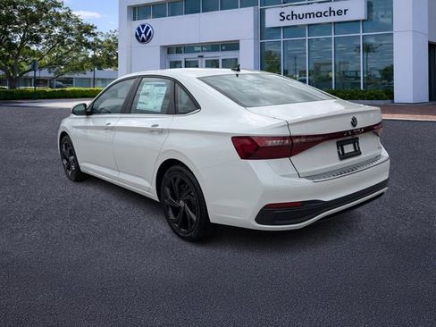 New 2026 Volkswagen Jetta SE image 5