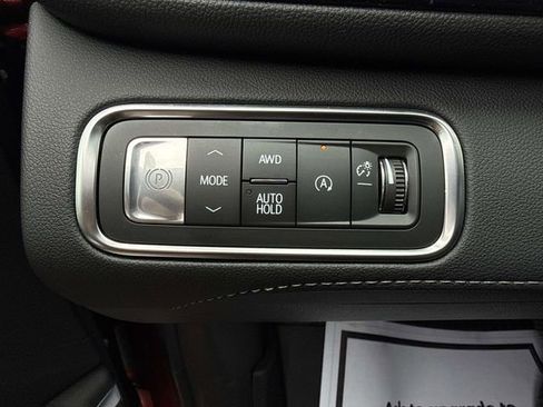 Used 2026 Buick Enclave Avenir AWD/4WD image 57