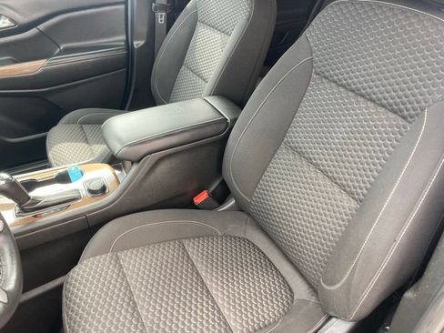 Used 2018 GMC Acadia SLE w/ Driver Alert Package I AWD/4WD image 27