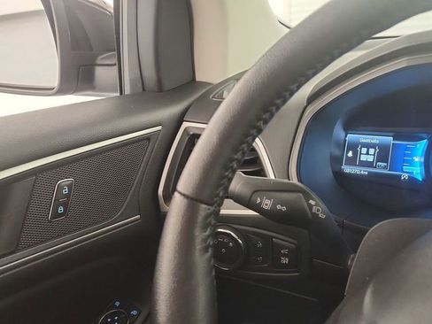 Used 2022 Ford Edge SEL w/ Convenience Package image 19