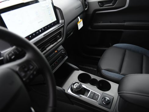 New 2025 Ford Bronco Sport Outer Banks image 28